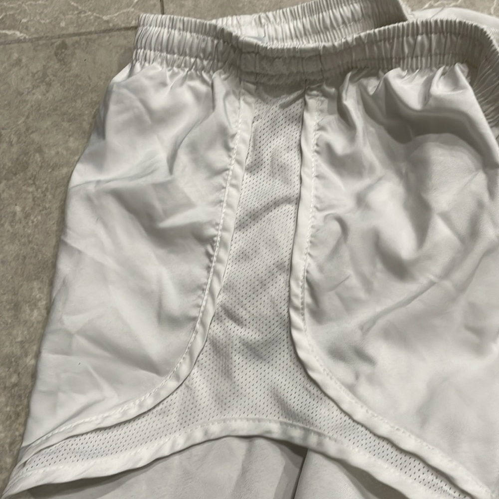 Varsity short - Picture 5 of 5